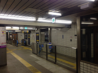 エレベーター改札